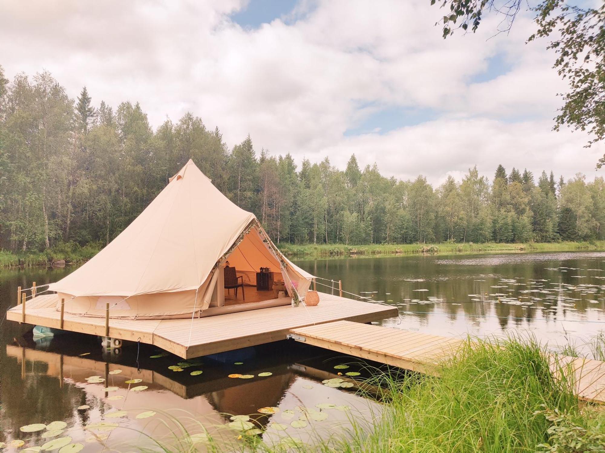 Langforsen Glamping & Lapland Experience Hotell Lapptrask Eksteriør bilde